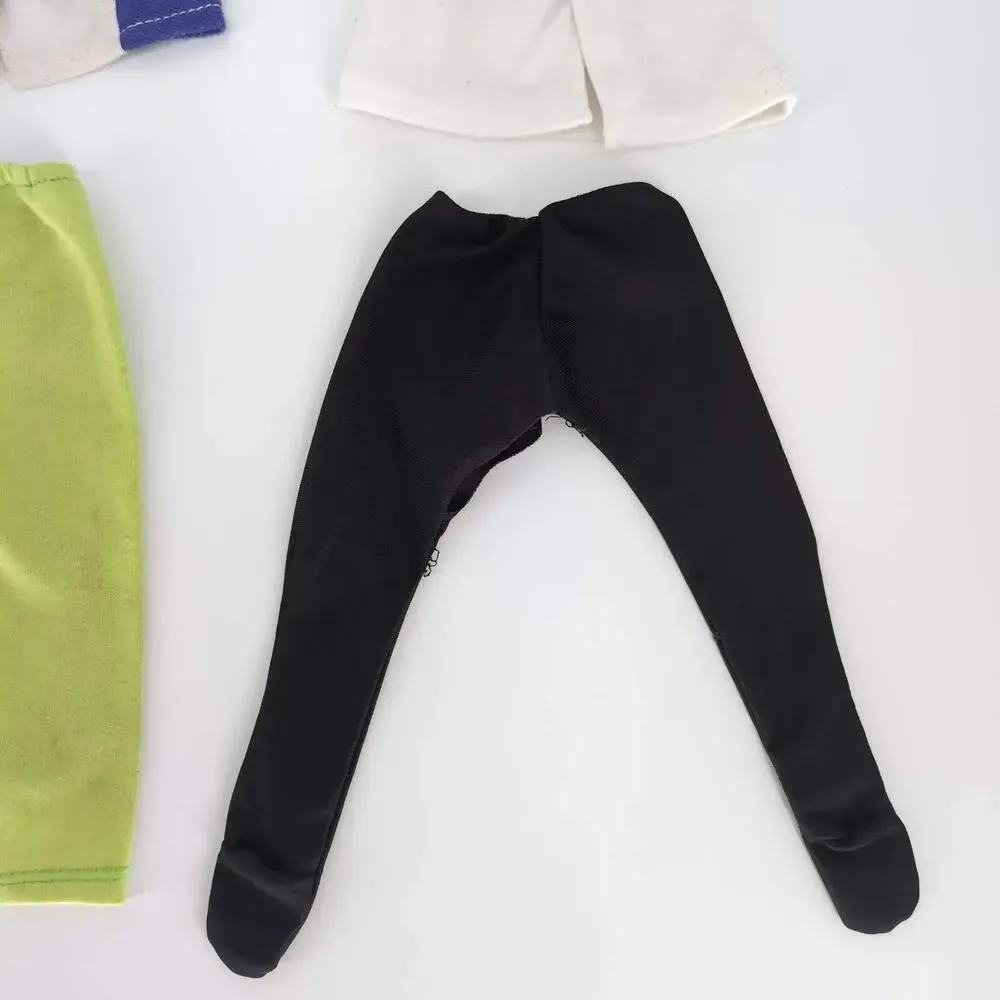 8 + 1 Piece Doll Clothing Bundle - 4 Short Sleeve Tops & 4 Bottoms for 18